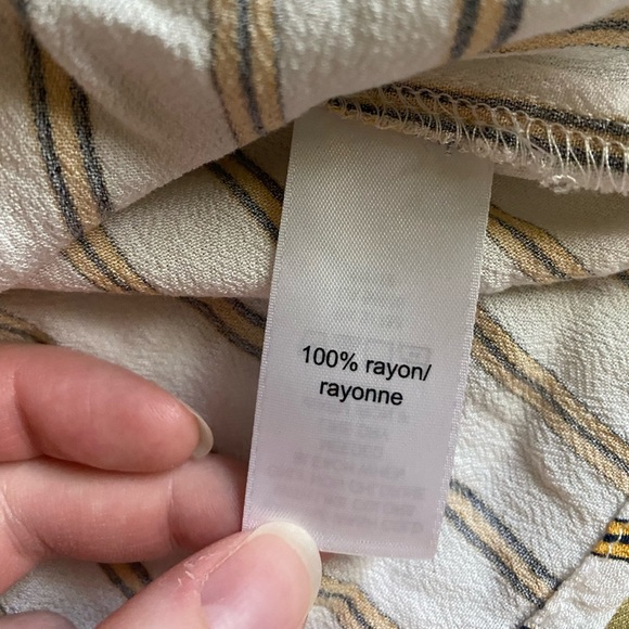 Off the Shoulder Yellow & Black Shirt - Picture 4 of 15